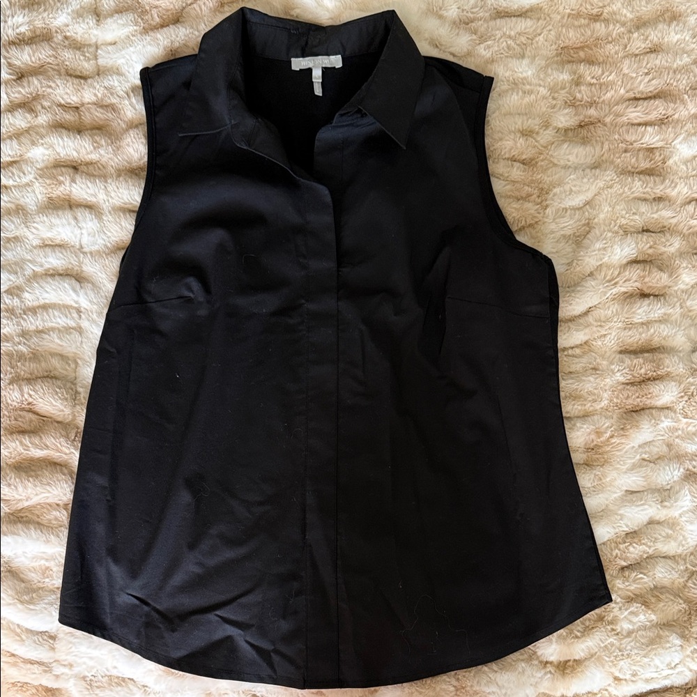 Women's Black Sleeveless Button-Down Shirt - Sleek Collared Top